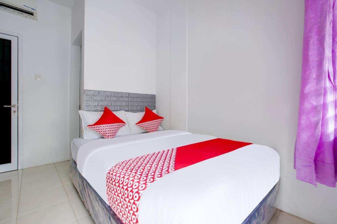 Oyo 3279 Joy Residence Samarinda Kültér fotó