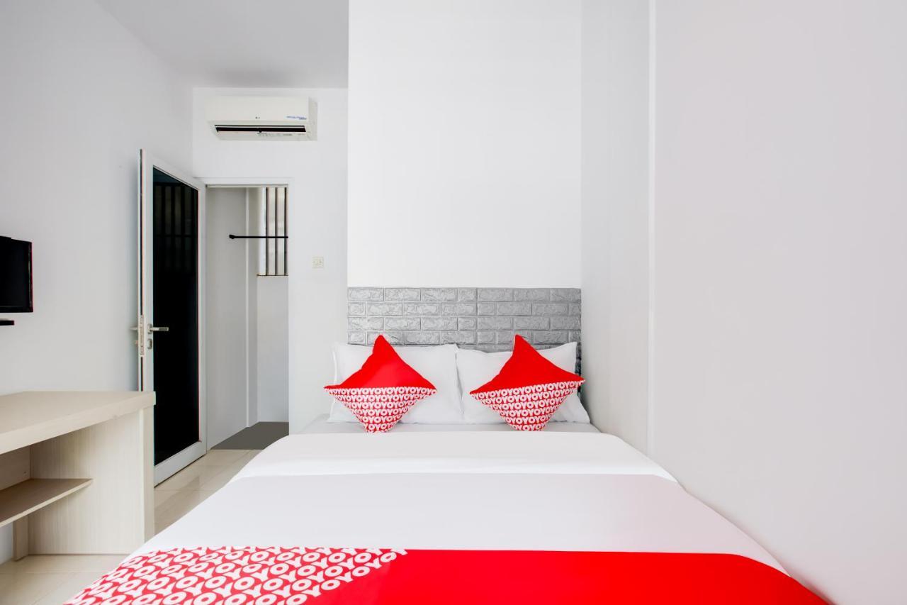 Oyo 3279 Joy Residence Samarinda Kültér fotó